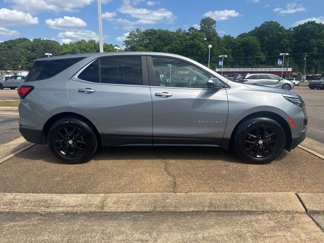 Used 2023 Chevrolet Equinox LT image 7