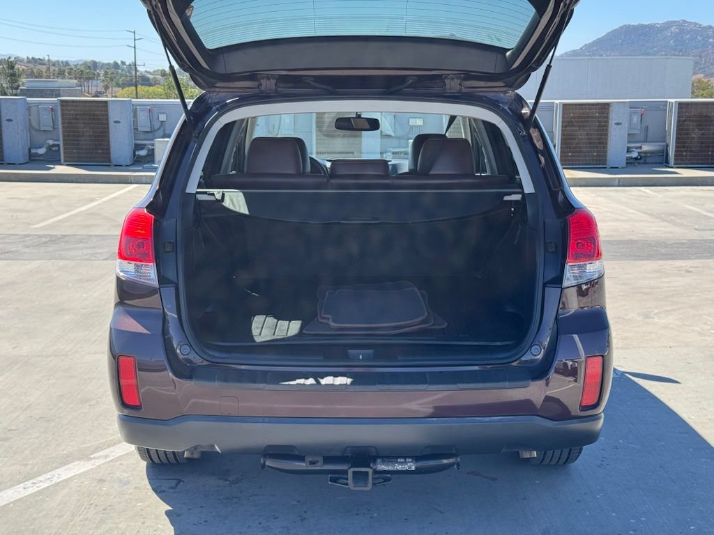 Used 2013 Subaru Outback 3.6R Limited w/ Special Appearance Pkg AWD/4WD image 21