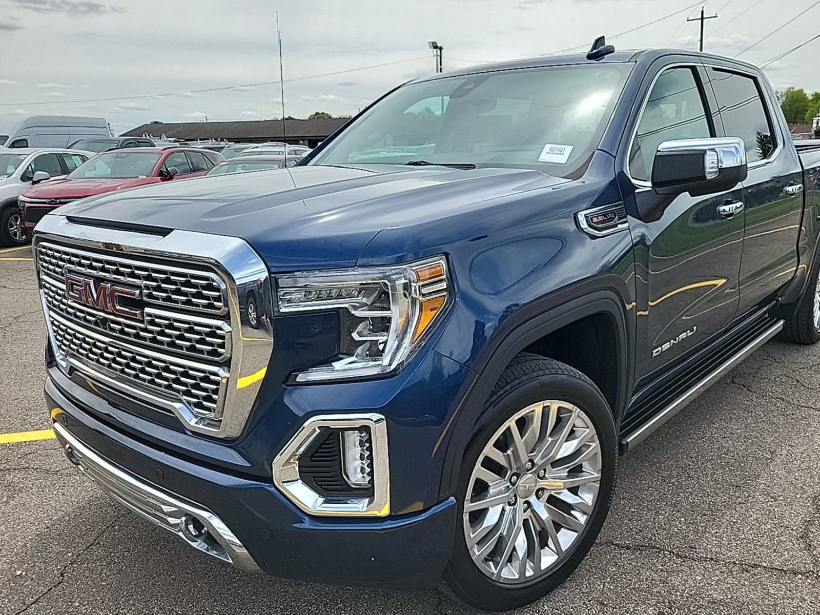 Used 2019 GMC Sierra 1500 Denali w/ Driver Alert Package II AWD/4WD image 1