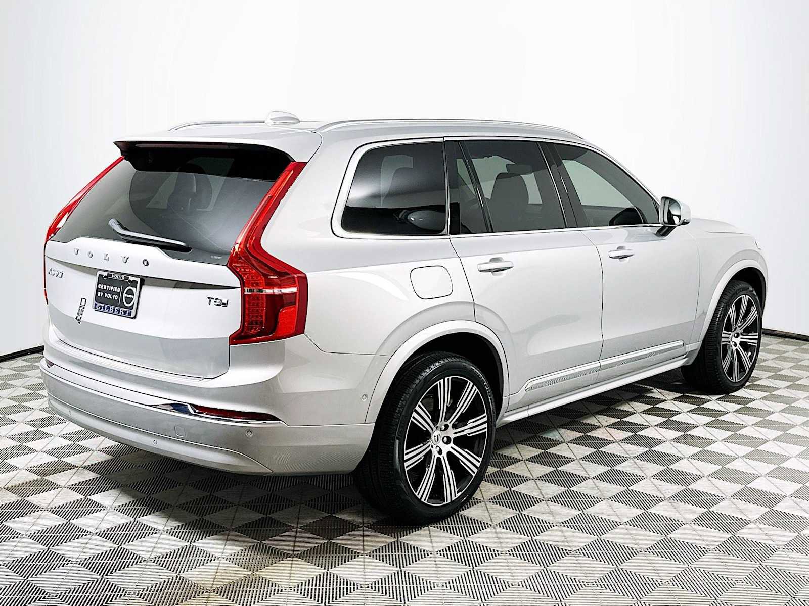 Certified 2025 Volvo XC90 T8 Plus w/ Protection Package Premier image 7