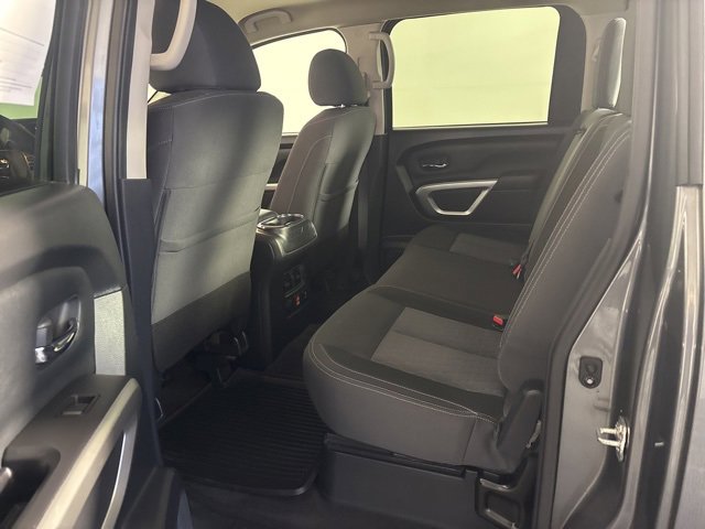 Used 2021 Nissan Titan SV w/ SV Convenience Package image 22