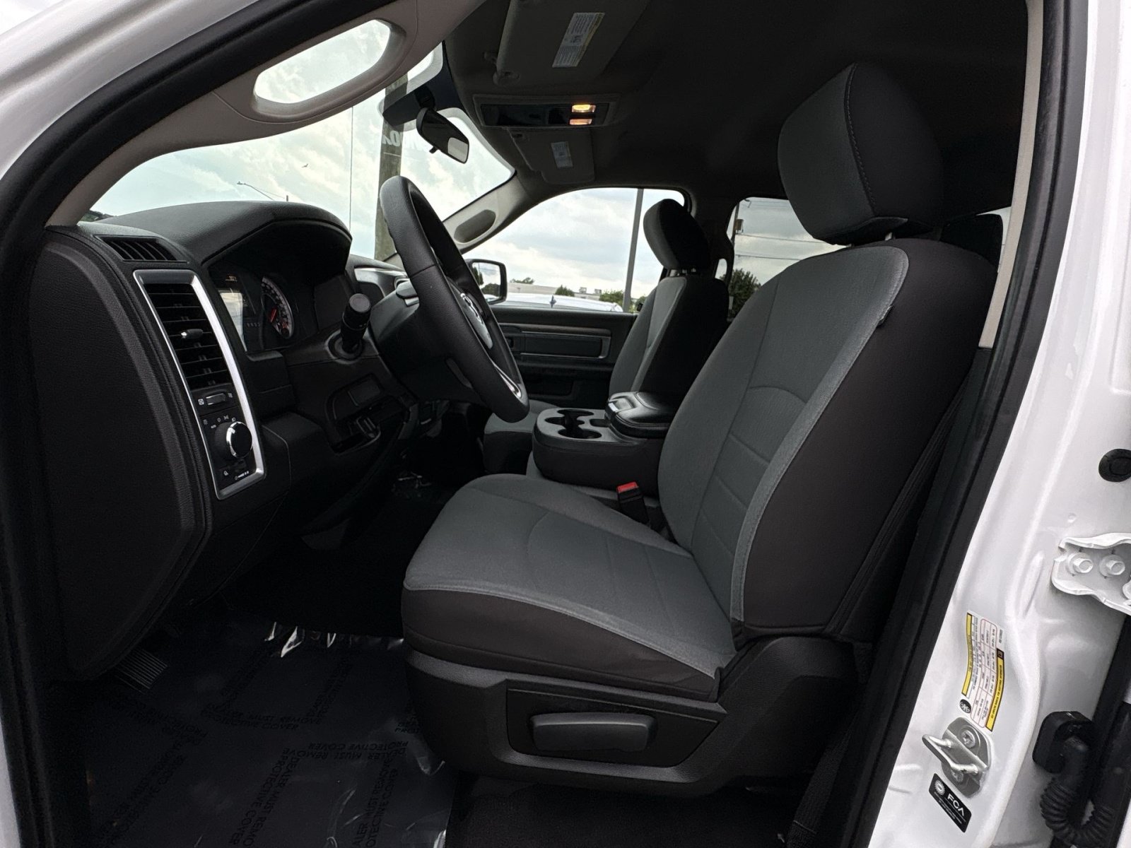 Used 2024 RAM 1500 Classic SLT RWD image 13