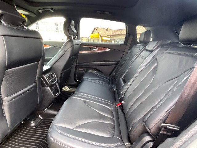 Used 2017 Lincoln MKX Reserve w/ Lincoln MKX Climate Package image 33