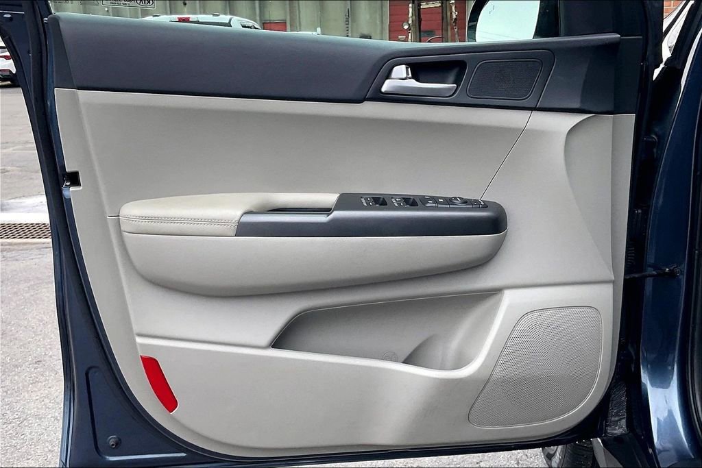 Used 2021 Kia Sportage LX w/ LX AWD Popular Package image 22