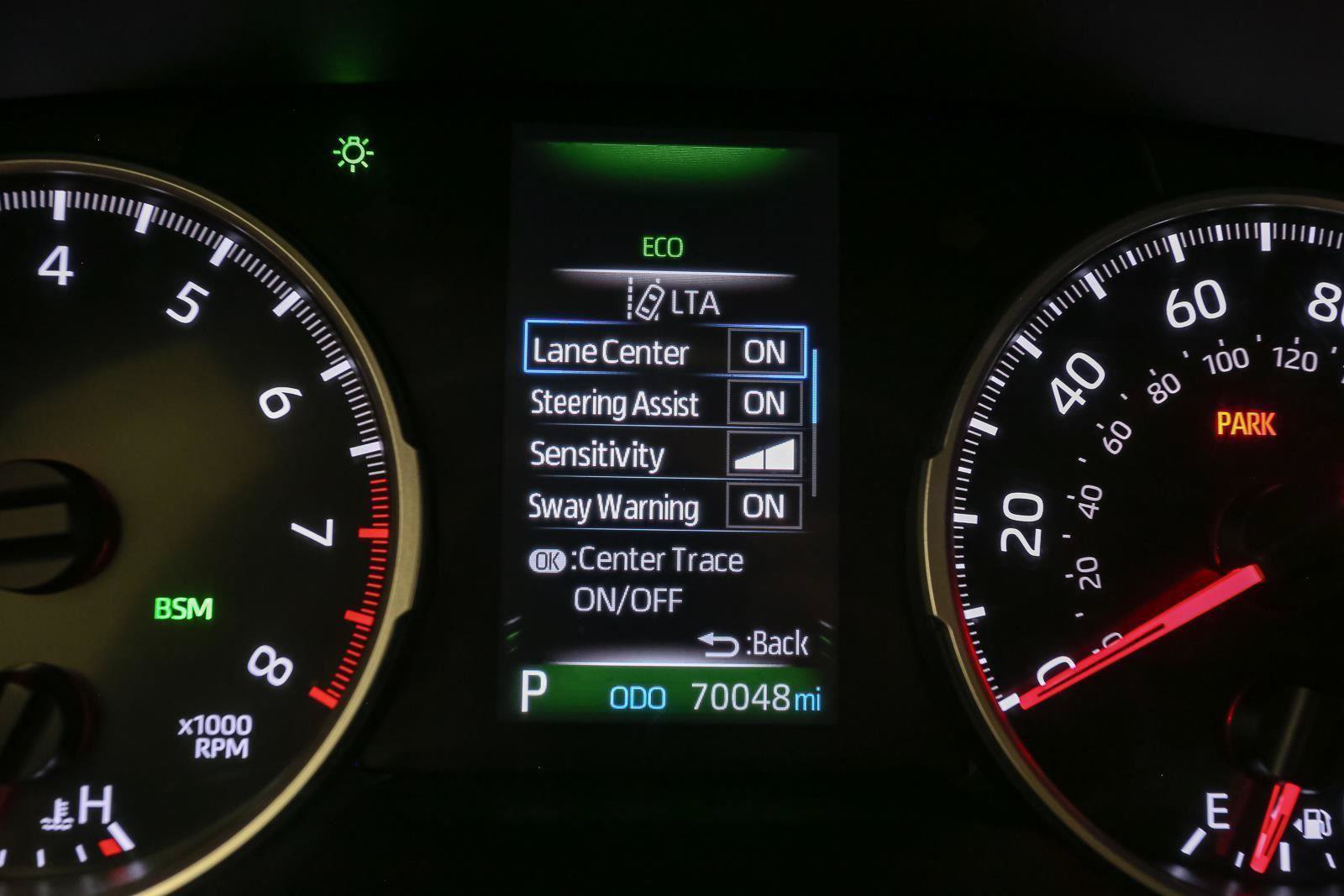 Used 2020 Toyota RAV4 XLE AWD/4WD image 35