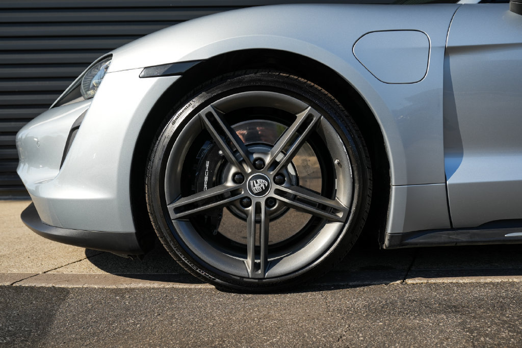 Certified 2021 Porsche Taycan 4S AWD/4WD image 11
