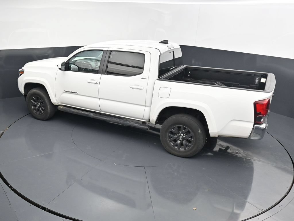 Used 2023 Toyota Tacoma SR5 AWD/4WD image 13