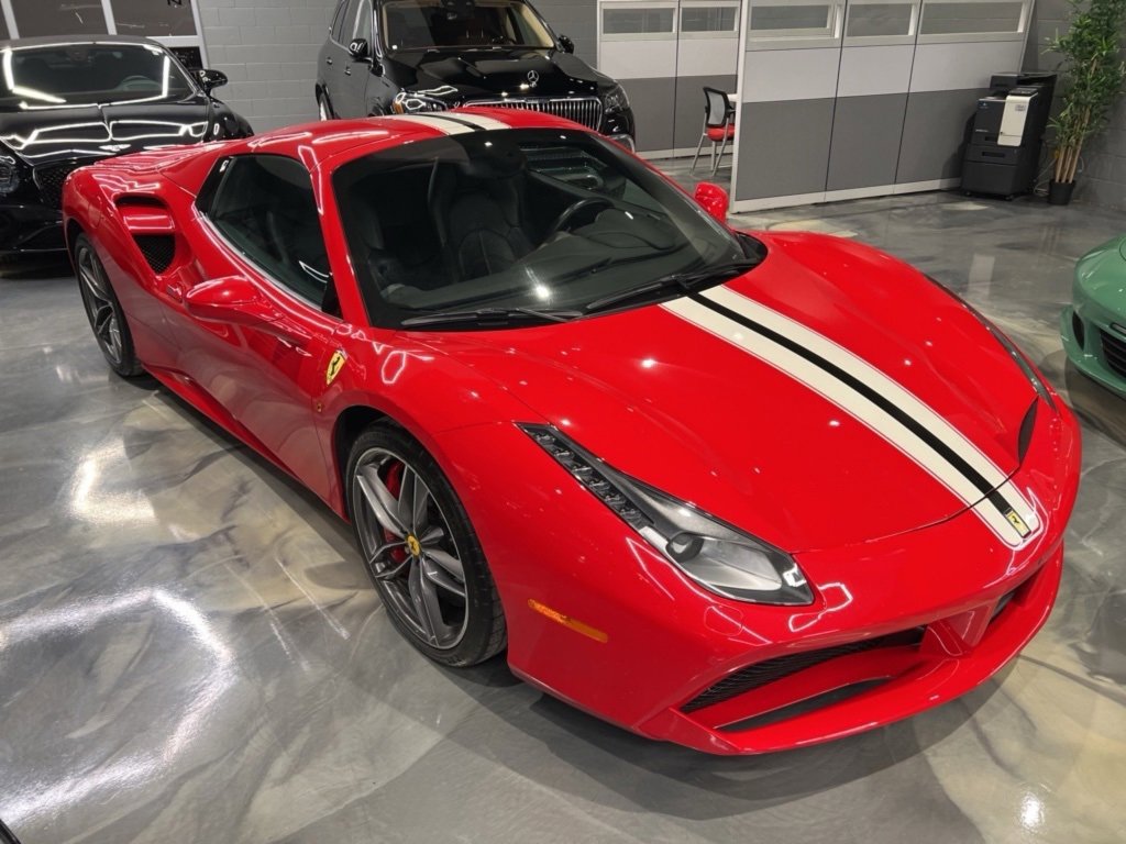 Used 2018 Ferrari 488 Spider image 17