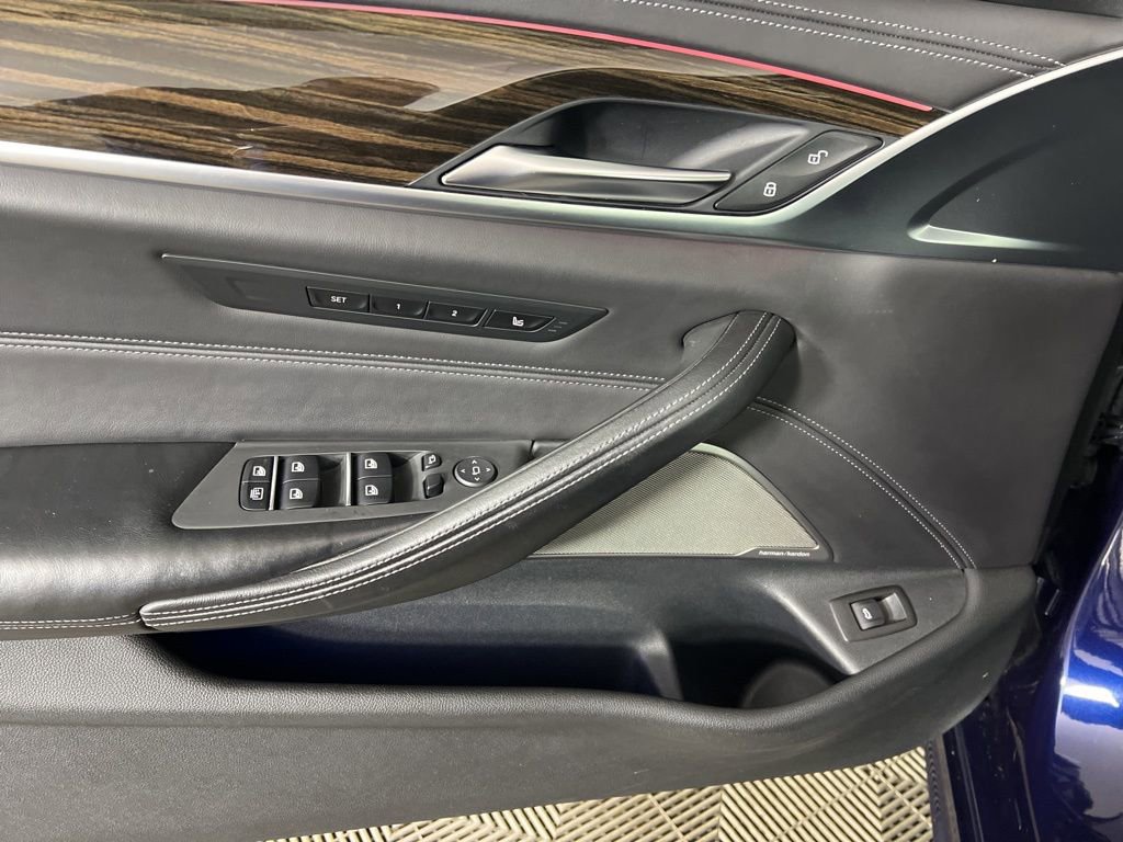 Used 2021 BMW M5 w/ Executive Package AWD/4WD image 18