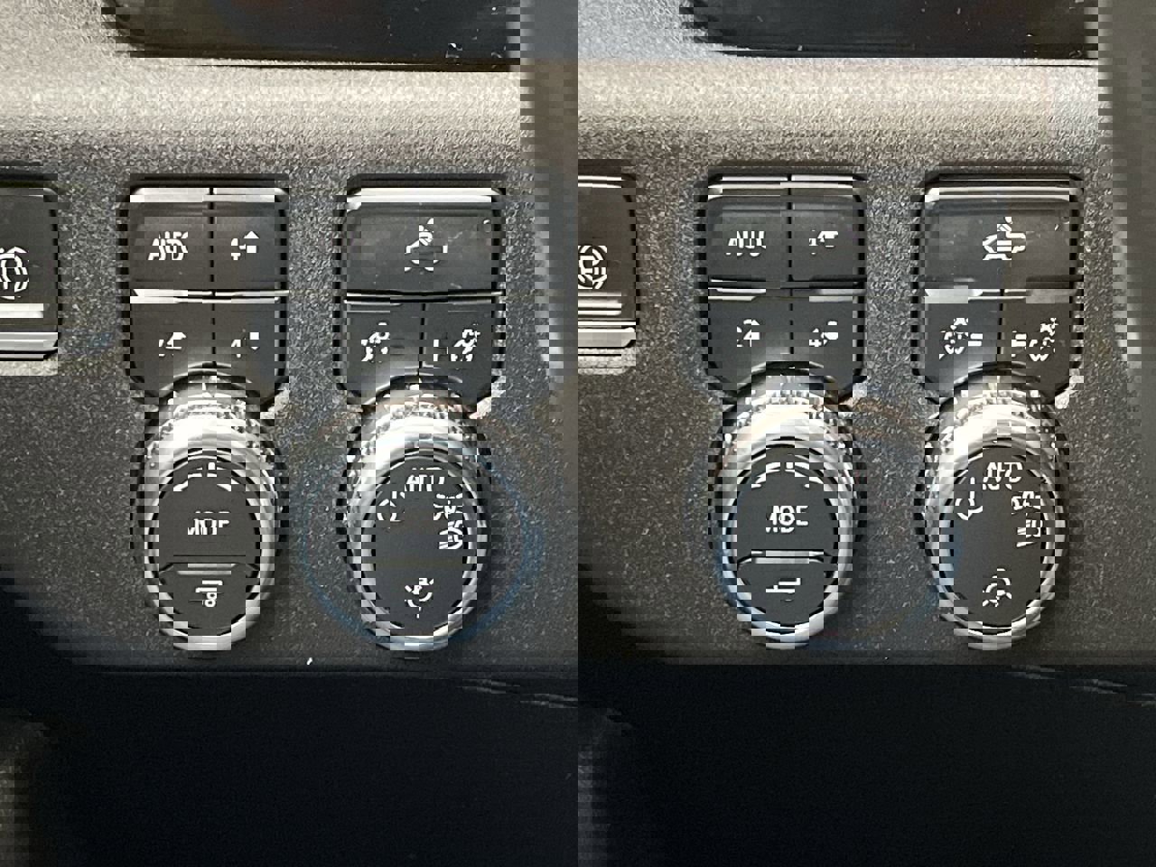 Used 2024 GMC Sierra 1500 SLE w/ X31 Off-Road Package image 16