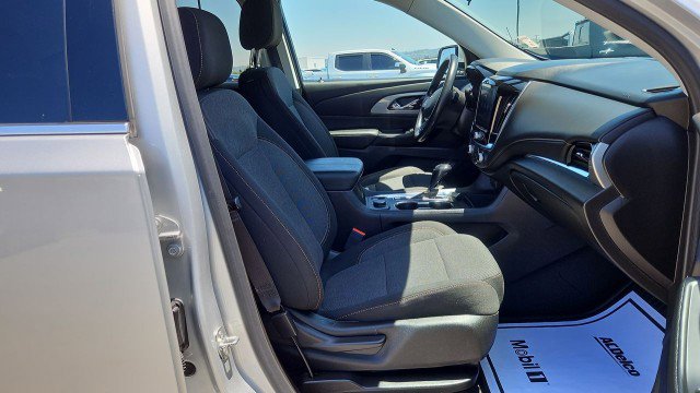 Used 2020 Chevrolet Traverse LT FWD image 27