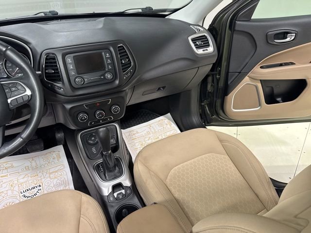Used 2018 Jeep Compass Sport w/ Cold Weather Group image 22