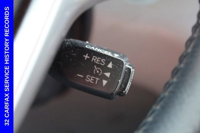 Used 2015 Toyota Sienna XLE FWD image 34