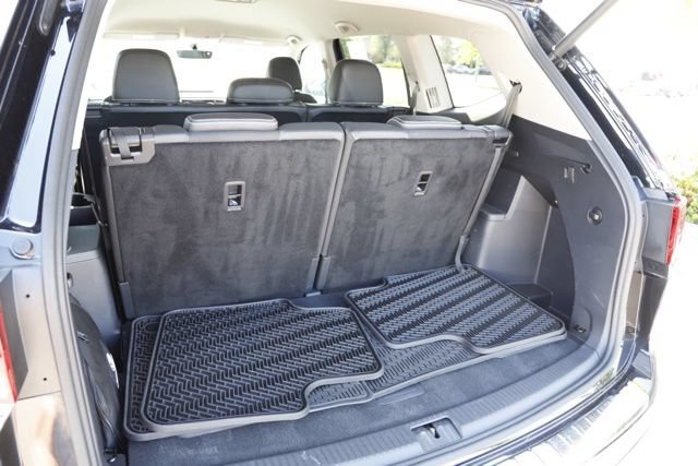 Used 2023 Volkswagen Atlas SE w/ Black Wheel Package AWD/4WD image 5