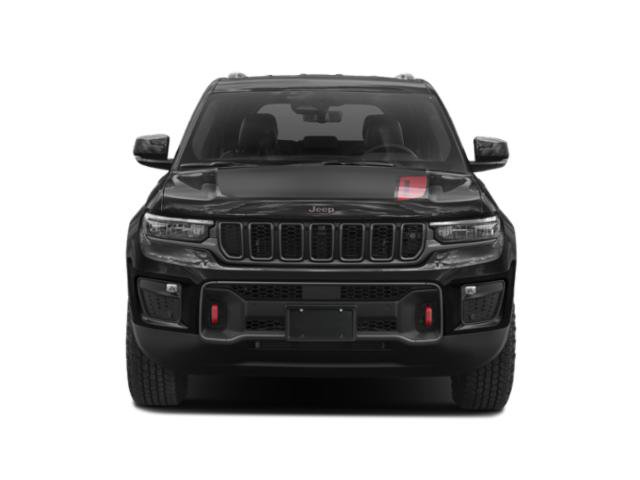 Certified 2022 Jeep Grand Cherokee Trailhawk w/ Luxury Tech Group III AWD/4WD image 4