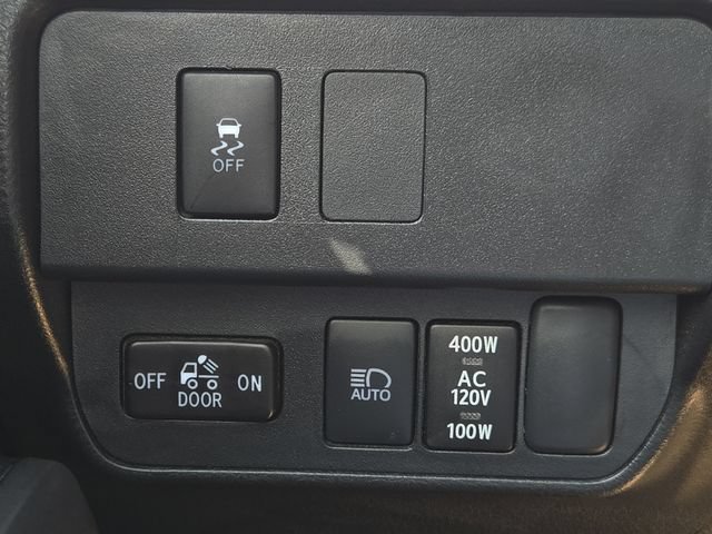 Certified 2023 Toyota Tacoma TRD Off-Road AWD/4WD image 26