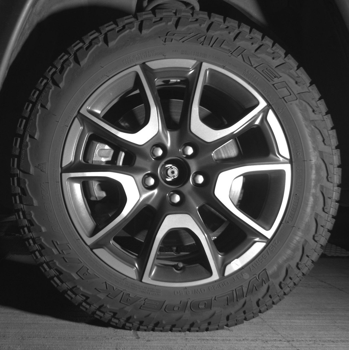 Used 2025 Jeep Compass Trailhawk image 12