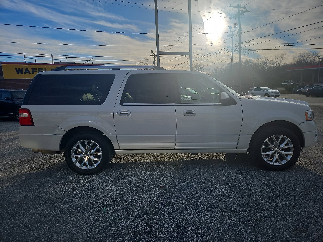 Used 2015 Ford Expedition EL Limited w/ Equipment Group 301A image 5