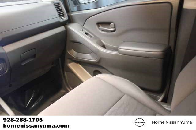 Used 2024 Nissan Frontier S image 11