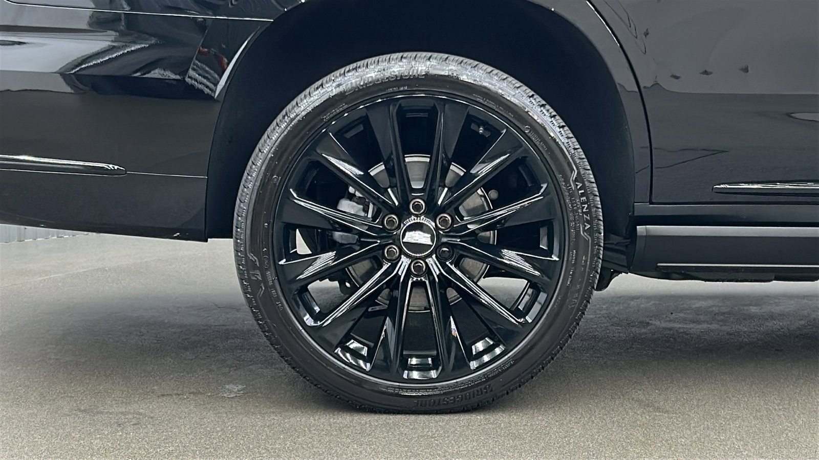 Used 2025 Cadillac Escalade Sport Platinum image 11