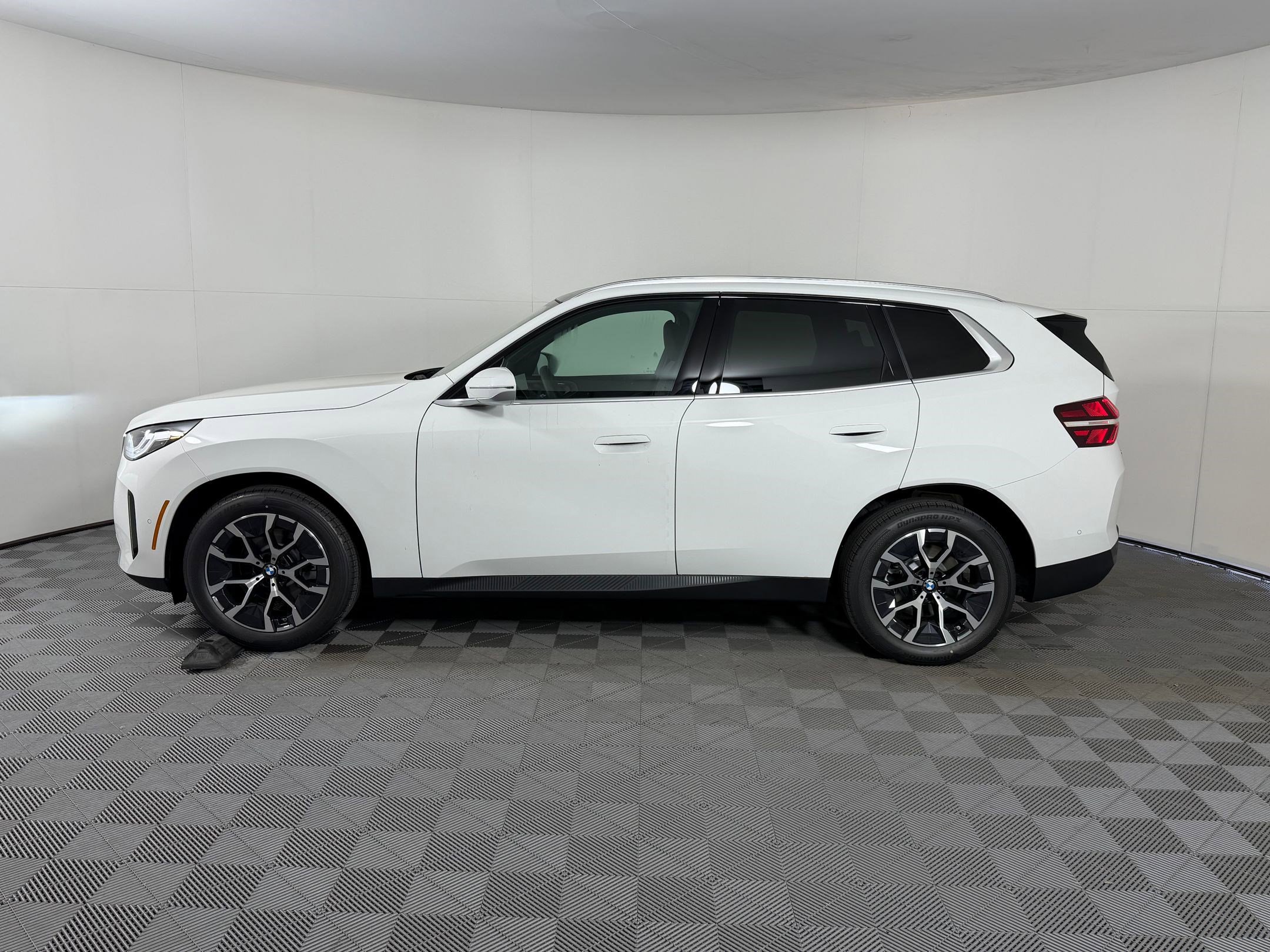 Used 2026 BMW X3 xDrive30 AWD/4WD image 2