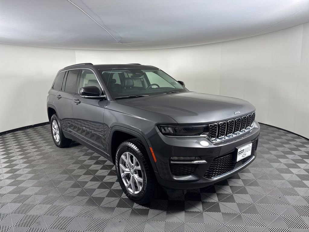 Used 2022 Jeep Grand Cherokee Limited image 7