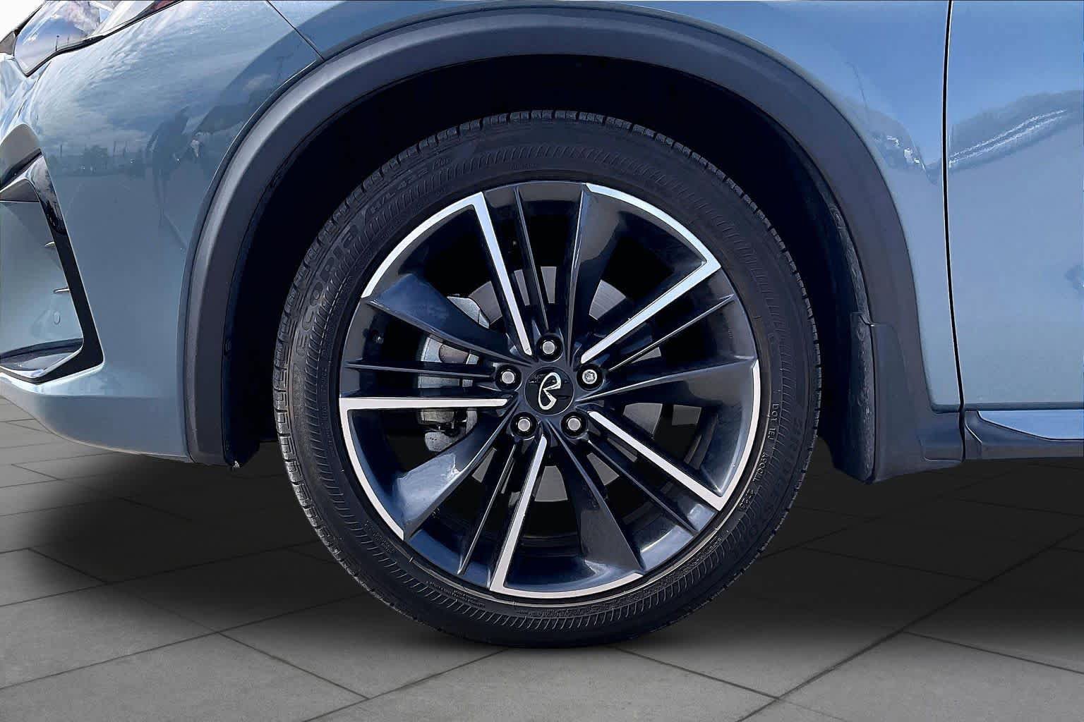 Used 2023 INFINITI QX55 Essential AWD/4WD image 11