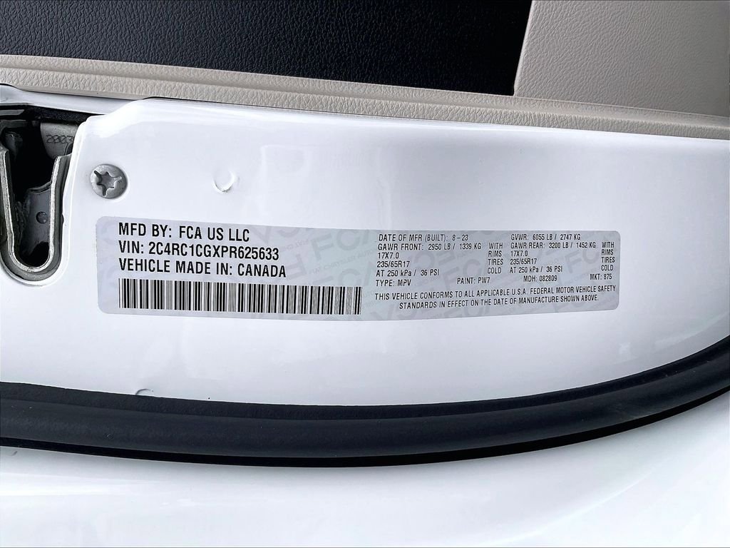 Used 2023 Chrysler Voyager LX FWD image 30