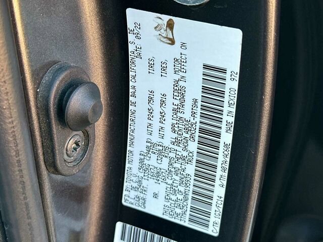 Used 2022 Toyota Tacoma SR5 image 32