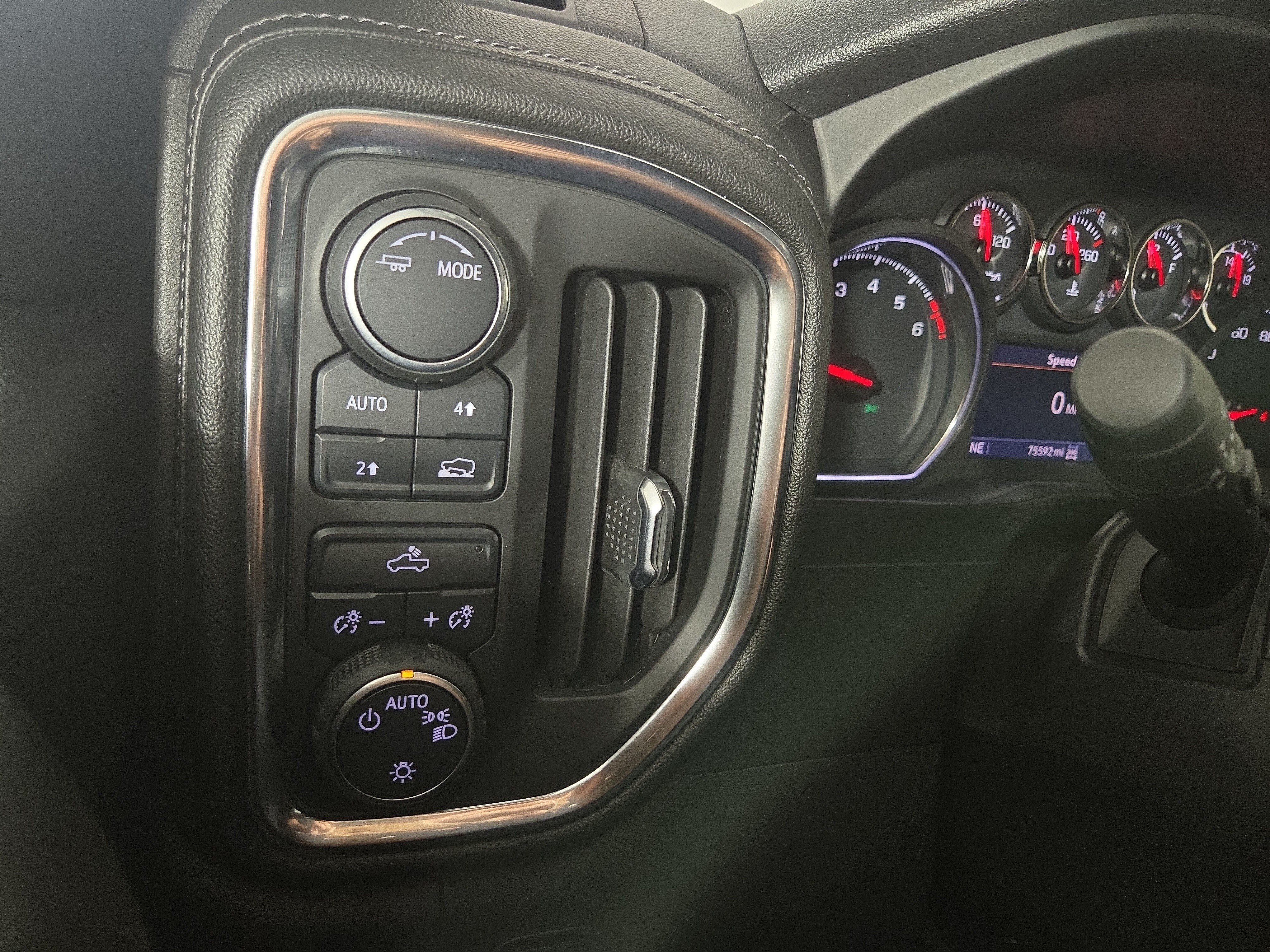 Used 2020 Chevrolet Silverado 1500 LT w/ All-Star Edition AWD/4WD image 24