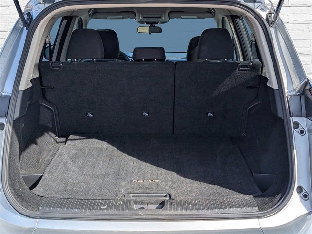 Used 2024 Nissan Rogue S image 9