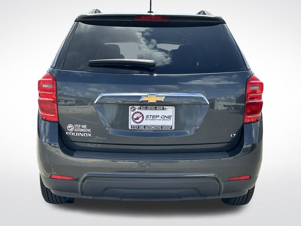 Used 2017 Chevrolet Equinox LT image 6