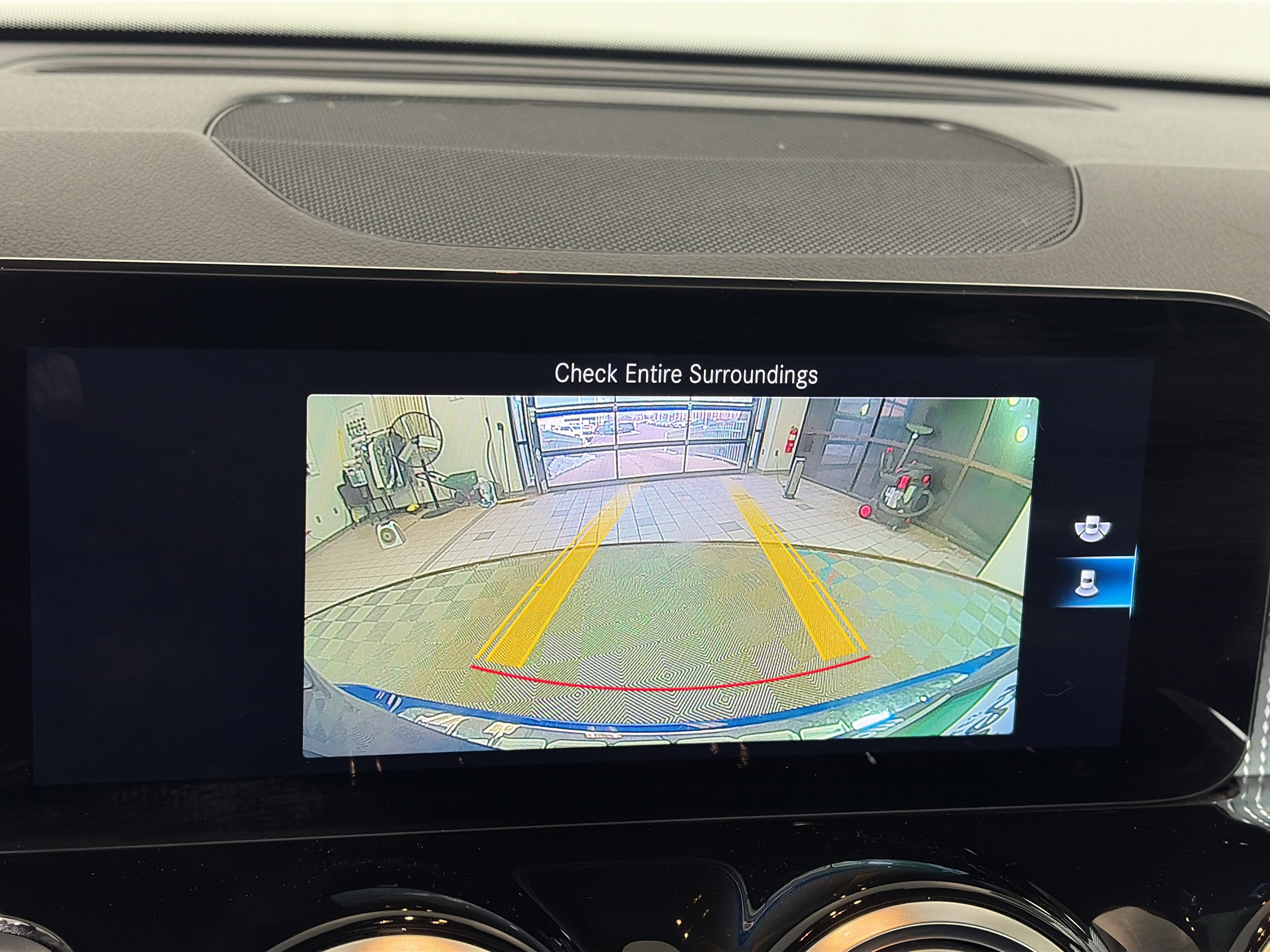 Certified 2021 Mercedes-Benz GLB 250 4MATIC image 21