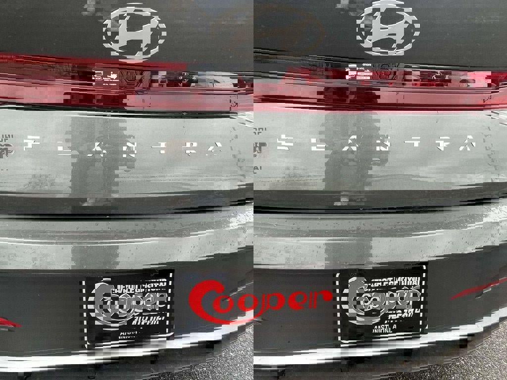 New 2026 Hyundai Elantra Sport image 28