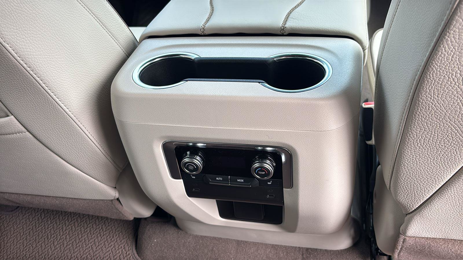 New 2026 GMC Yukon XL Denali RWD image 26