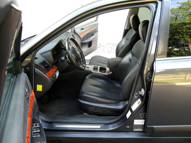Used 2012 Subaru Outback 2.5i Limited image 13