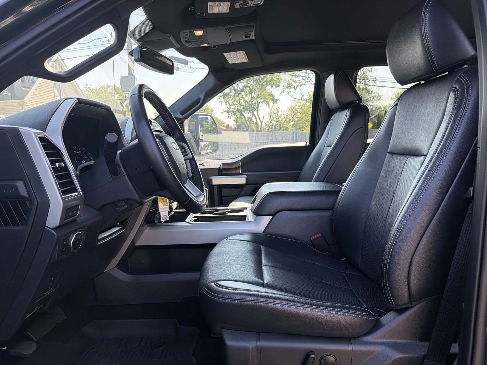 Used 2022 Ford F250 Lariat AWD/4WD image 11