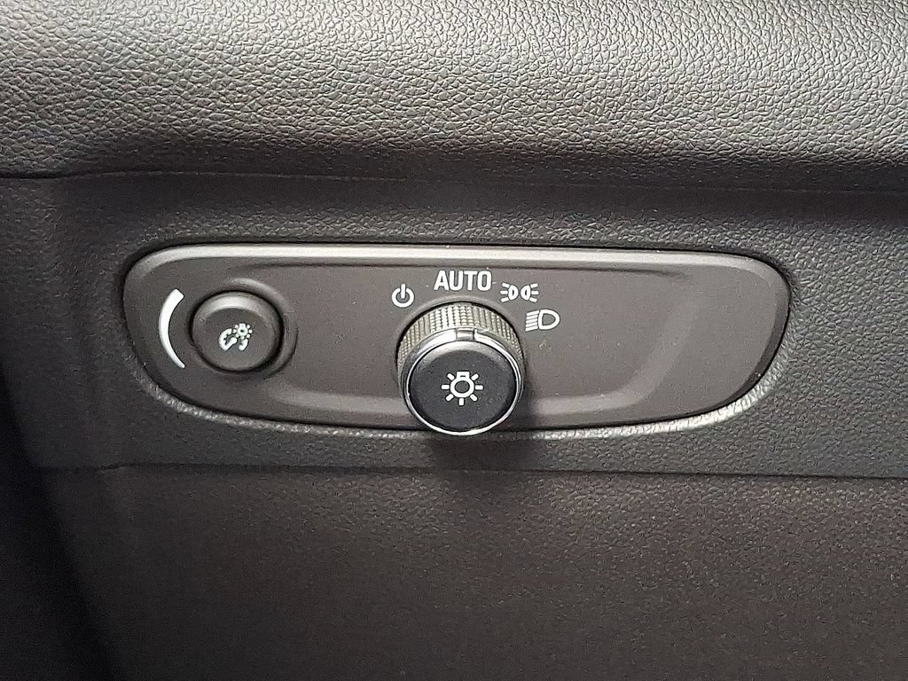 Used 2023 Buick Envision Preferred w/ Sport Touring Package AWD/4WD image 22