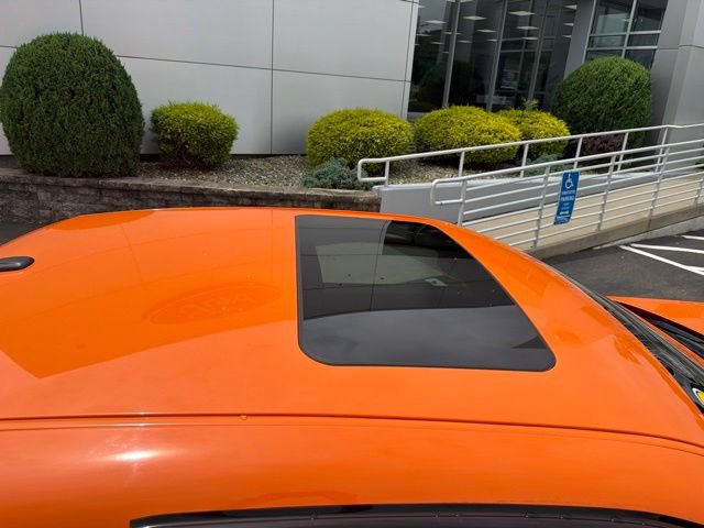 Used 2014 Dodge Challenger R/T RWD image 13