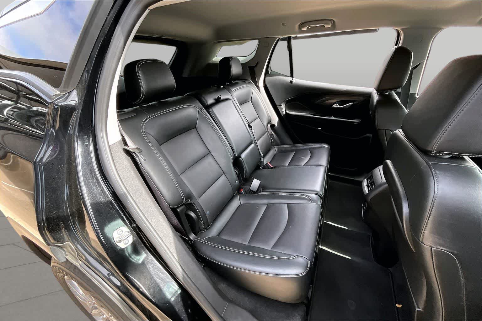 Used 2024 GMC Terrain SLT AWD/4WD image 23