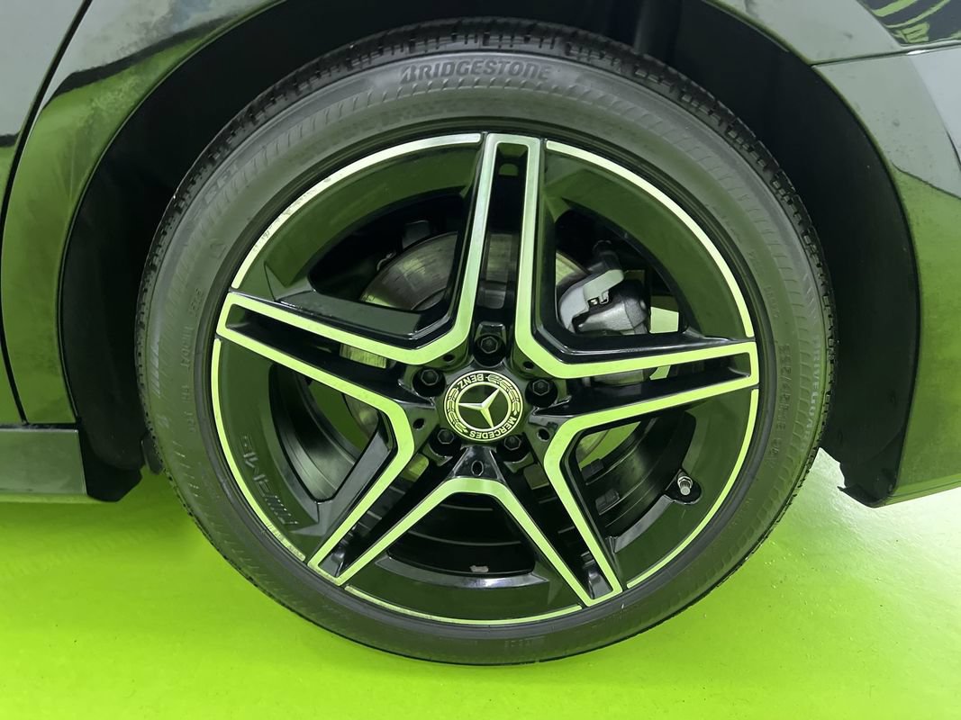 Used 2022 Mercedes-Benz A 220 4MATIC image 13