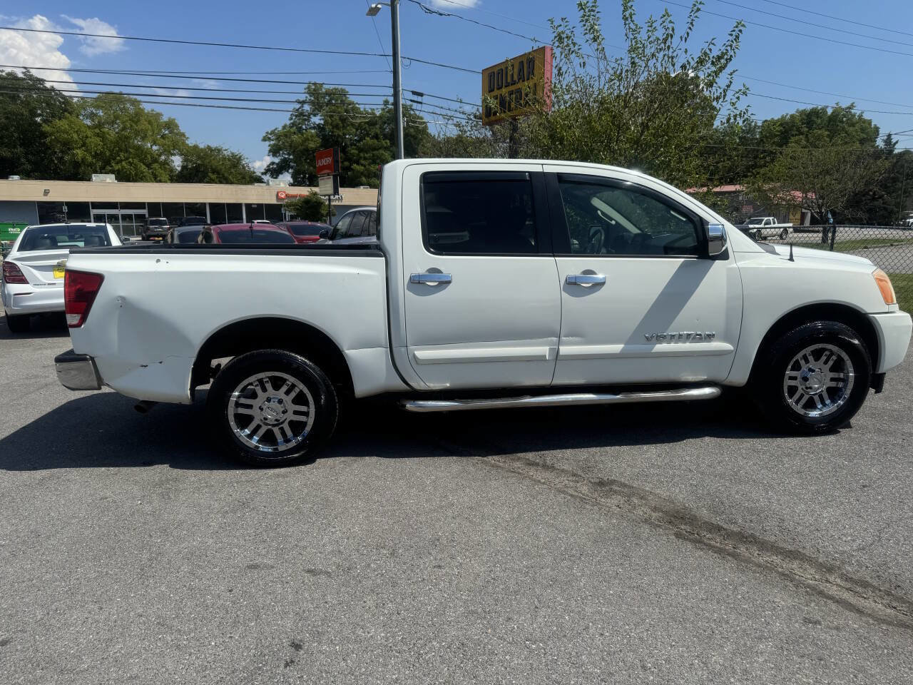 Used 2013 Nissan Titan SV image 13
