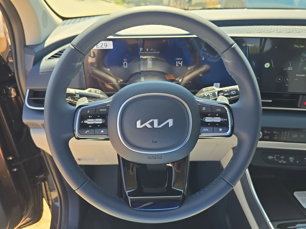 New 2026 Kia Carnival EX FWD image 30