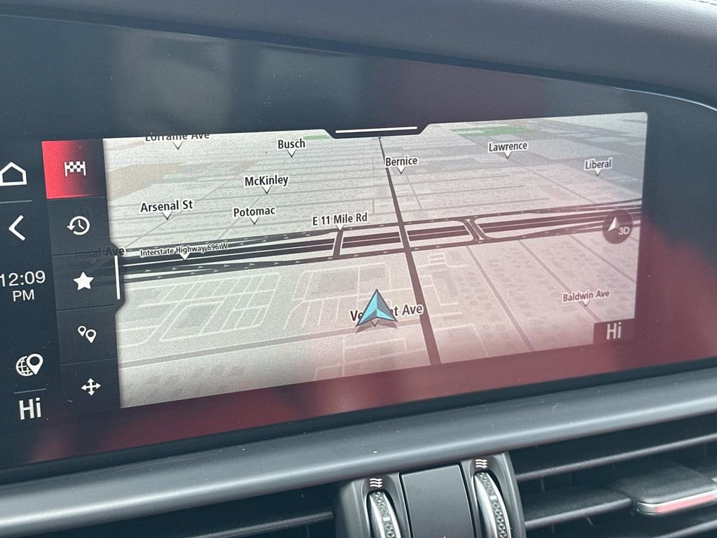 Used 2022 Alfa Romeo Giulia Veloce image 28