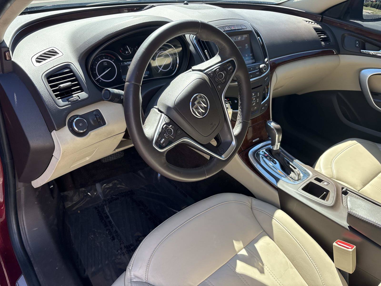 Used 2016 Buick Regal FWD image 16