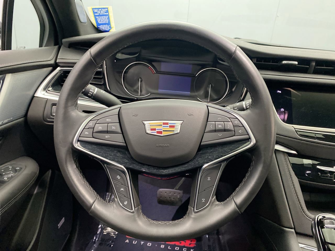 Used 2023 Cadillac XT5 Premium Luxury AWD/4WD image 16