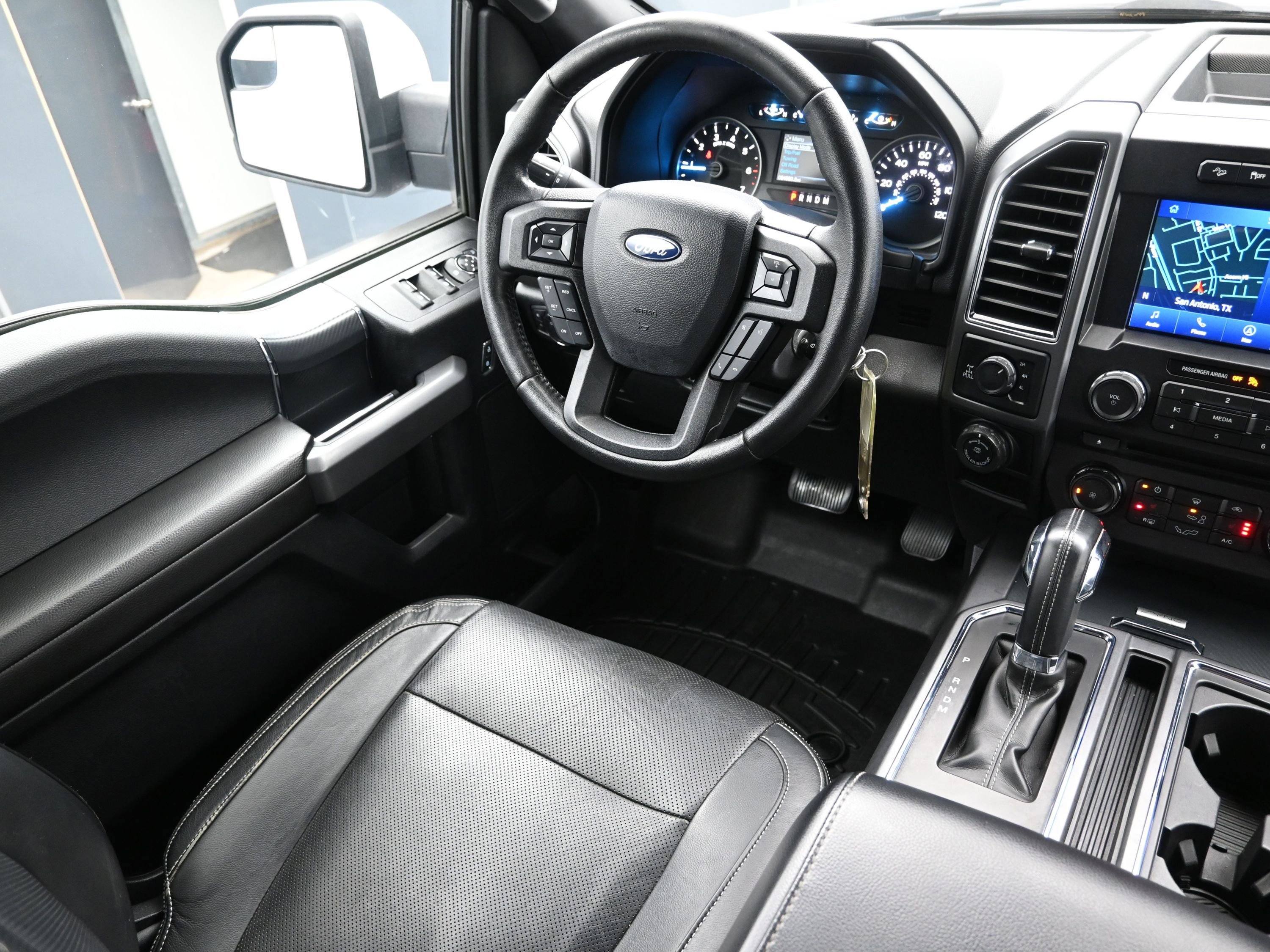 Used 2018 Ford F150 XLT w/ Equipment Group 302A Luxury image 24