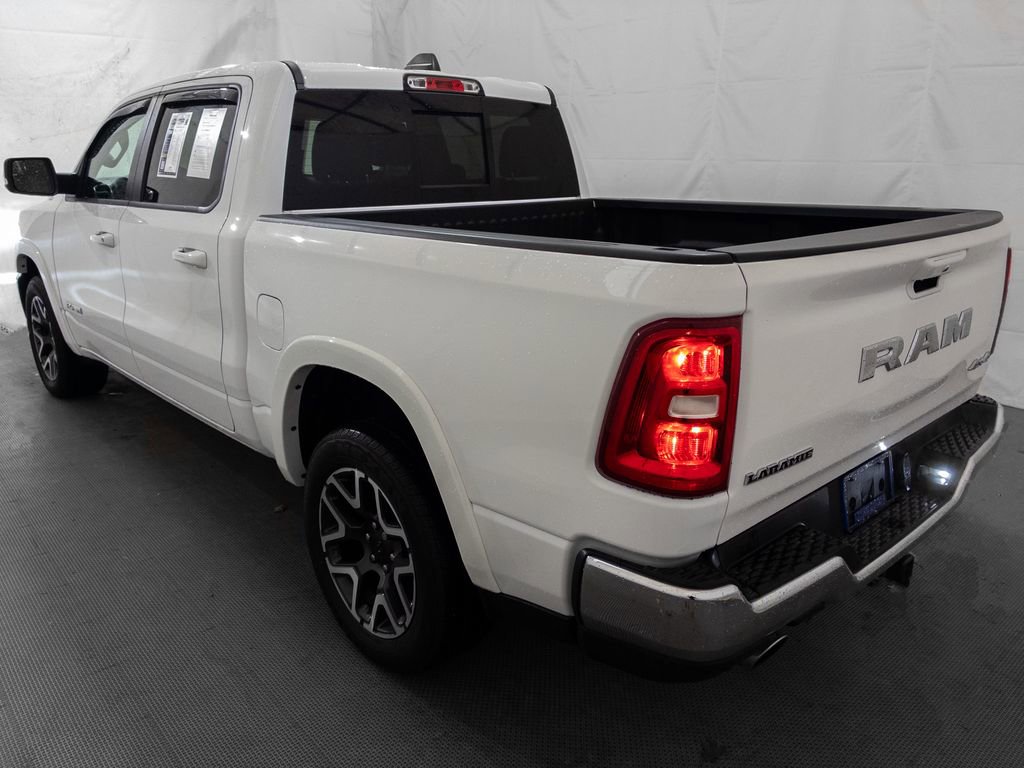 Used 2025 RAM 1500 Laramie AWD/4WD image 5
