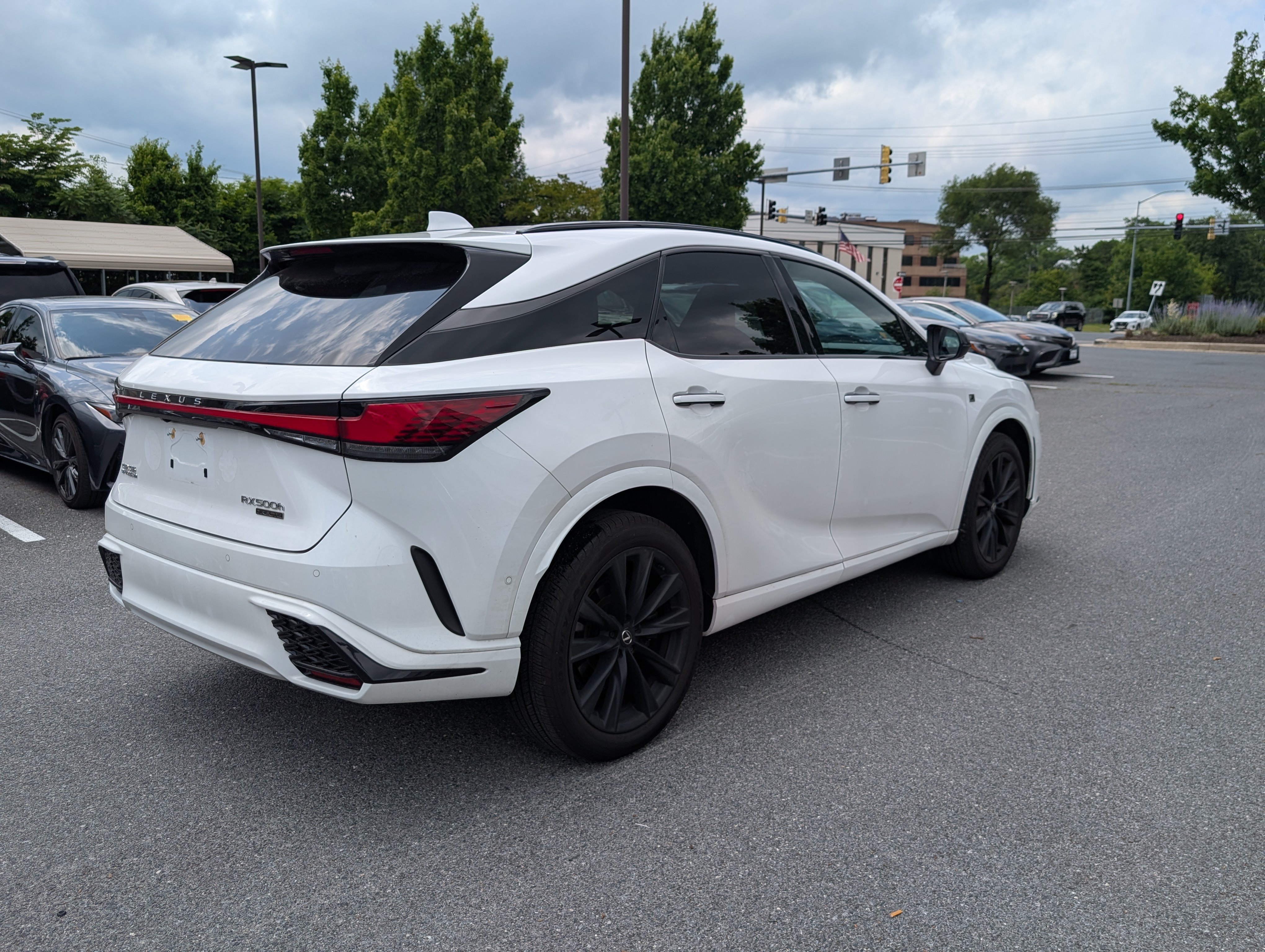 Certified 2024 Lexus RX 500h F Sport w/ Convenience Package AWD/4WD image 3