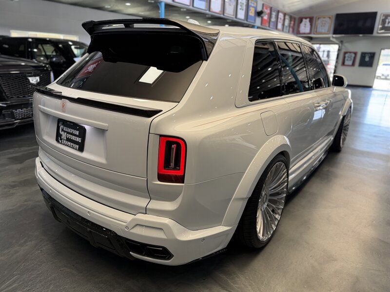 Used 2026 Rolls-Royce Cullinan AWD/4WD image 5